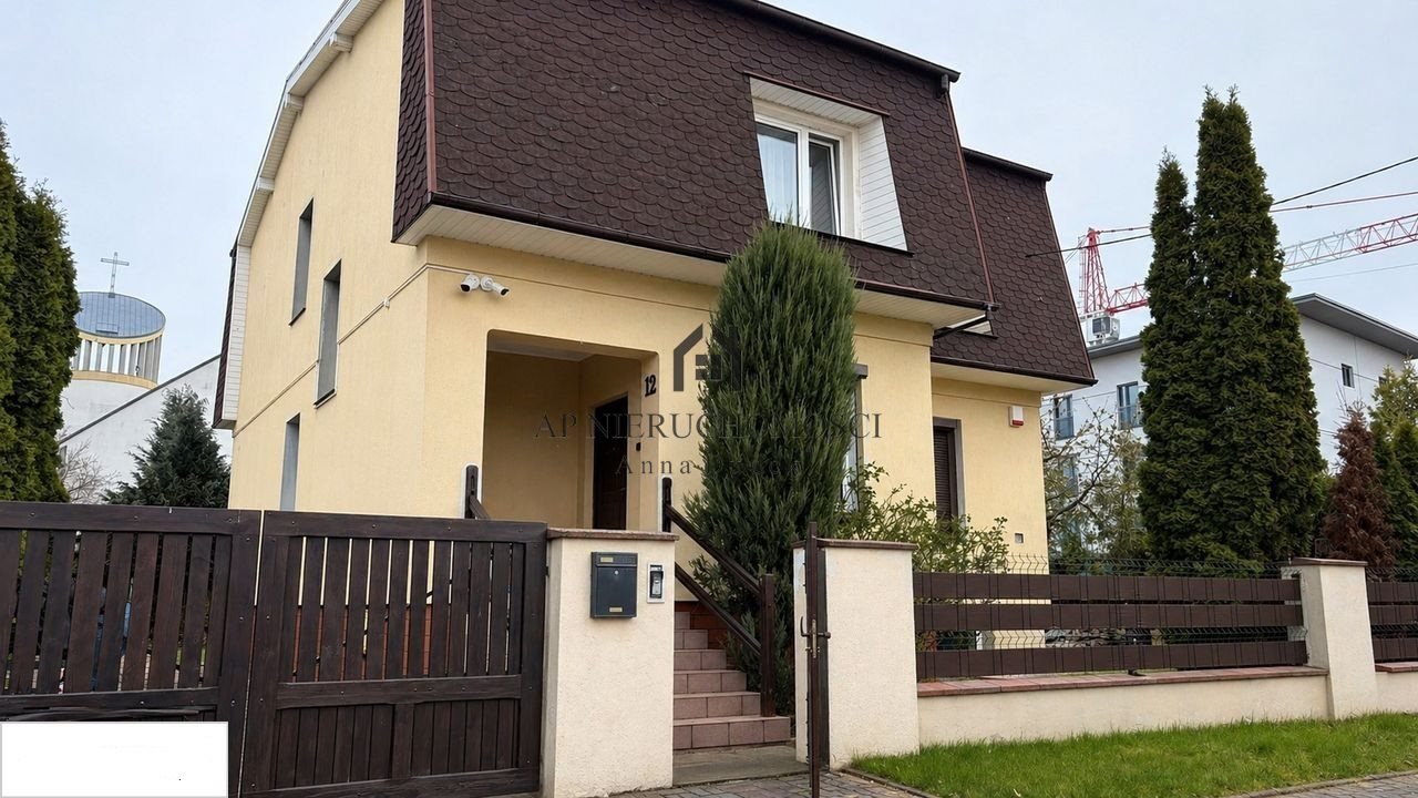 Dom 200 m² na dużej działce w spokojnym Koninie Konin, Feliksa Jacolika  200m2 Foto 1