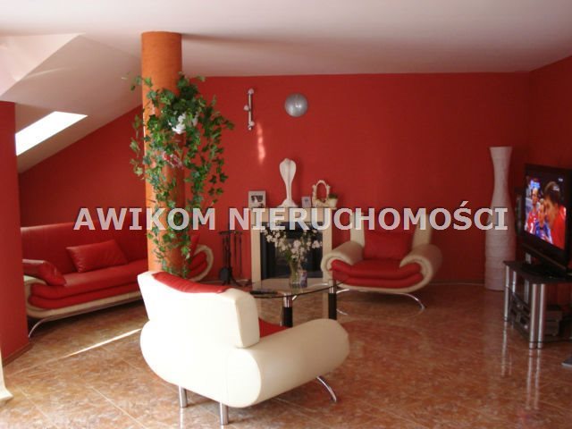 Nowoczesny dom z sklepem i garażem 80m² w centrum Skierniewic Skierniewice  400m2 Foto 1