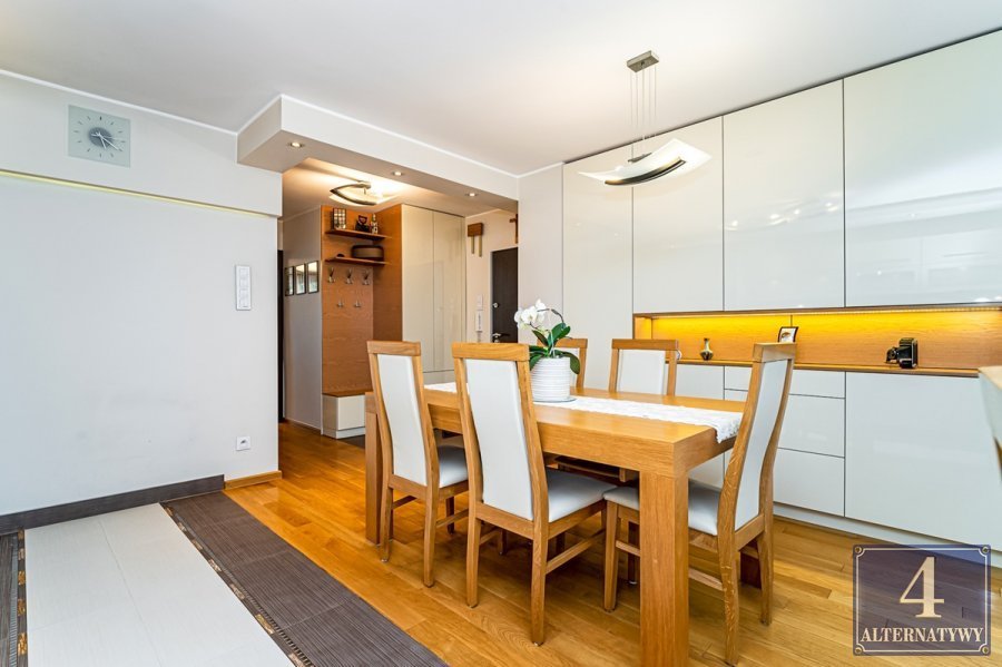 Komfortowe 2-pokojowe mieszkanie po remoncie - balkon i pełna infrastruktura Tarnów, Strusina, Rolnicza  55m2 Foto 1