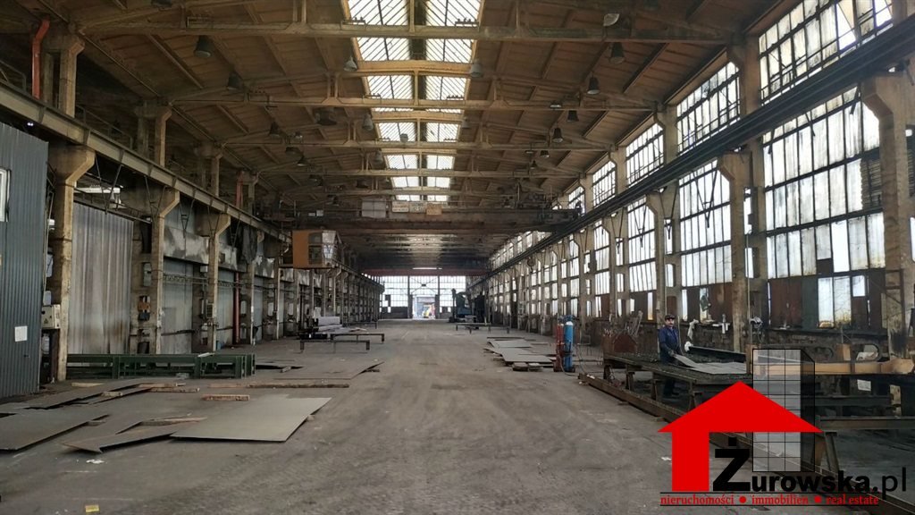 Hala produkcyjna 2700 m² z suwnicami i monitoringiem Myszków  2 700m2 Foto 1