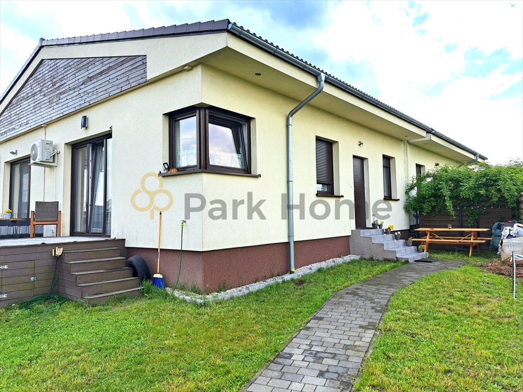 Ujazdowo: 48 m² z ogródkiem i tarasem, gotowe do wprowadzenia Ujazdowo  48m2 Foto 1