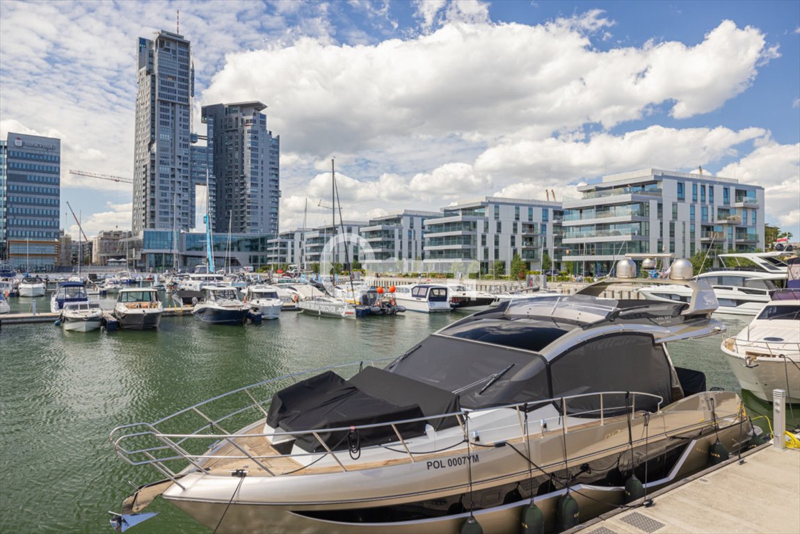 Luksusowy apartament z widokiem na morze i marinę Gdynia, Śródmieście, Arkadiusza Rybickiego  71m2 Foto 1