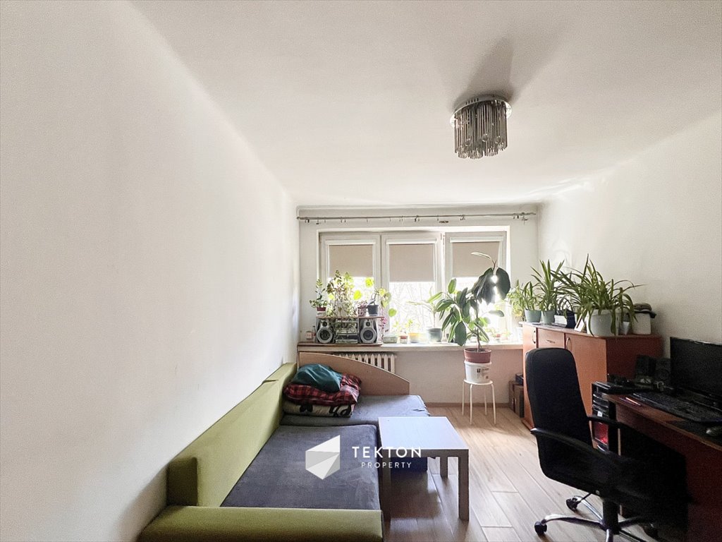 Kawalerka na sprzedaż Łódź, Polesie, Walerego Wróblewskiego  35m2 Foto 1