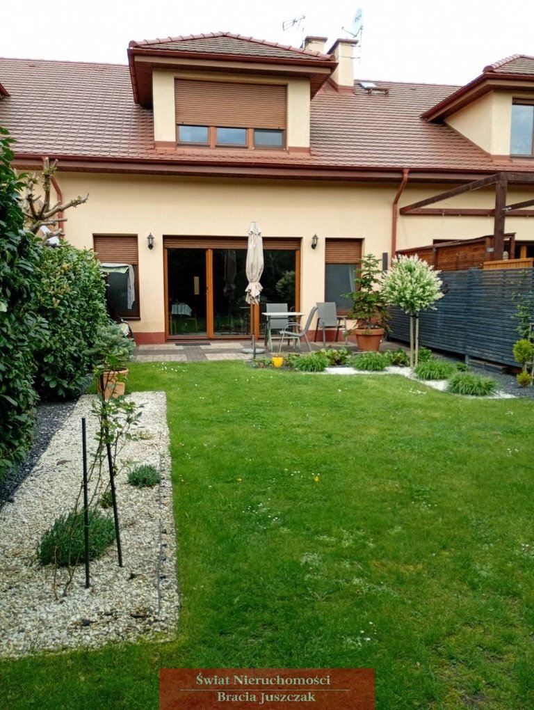 Przestronny dom 146 m2 z ogrodem na spokojnym osiedlu Karwiany  146m2 Foto 1
