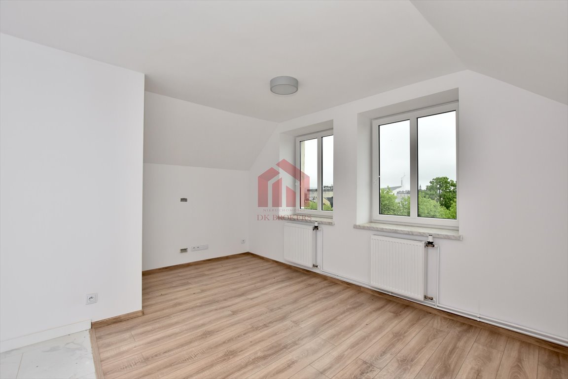 Na sprzedaż komfortowe 75 m² w centrum Dębicy z 3 sypialniami Dębica, Główny Rynek  75m2 Foto 1