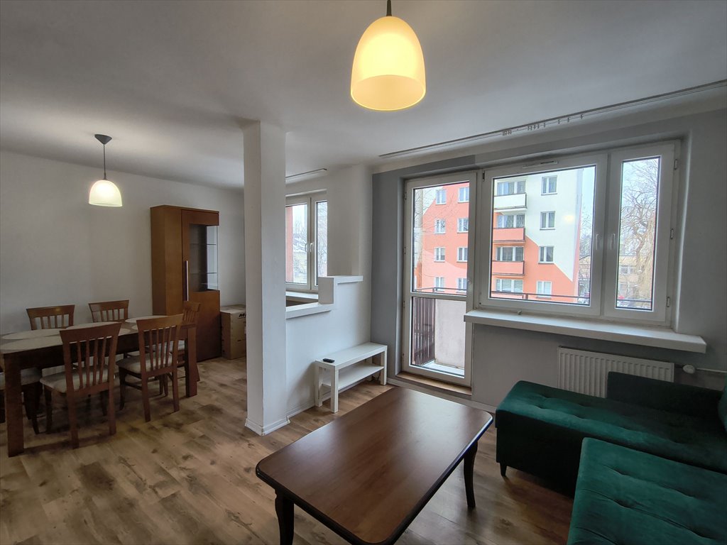 Komfortowe 2-pokojowe mieszkanie z balkonem i pełnym wyposażeniem Bielsko-Biała, Os. Mieszka I, Jesionowa  52m2 Foto 1