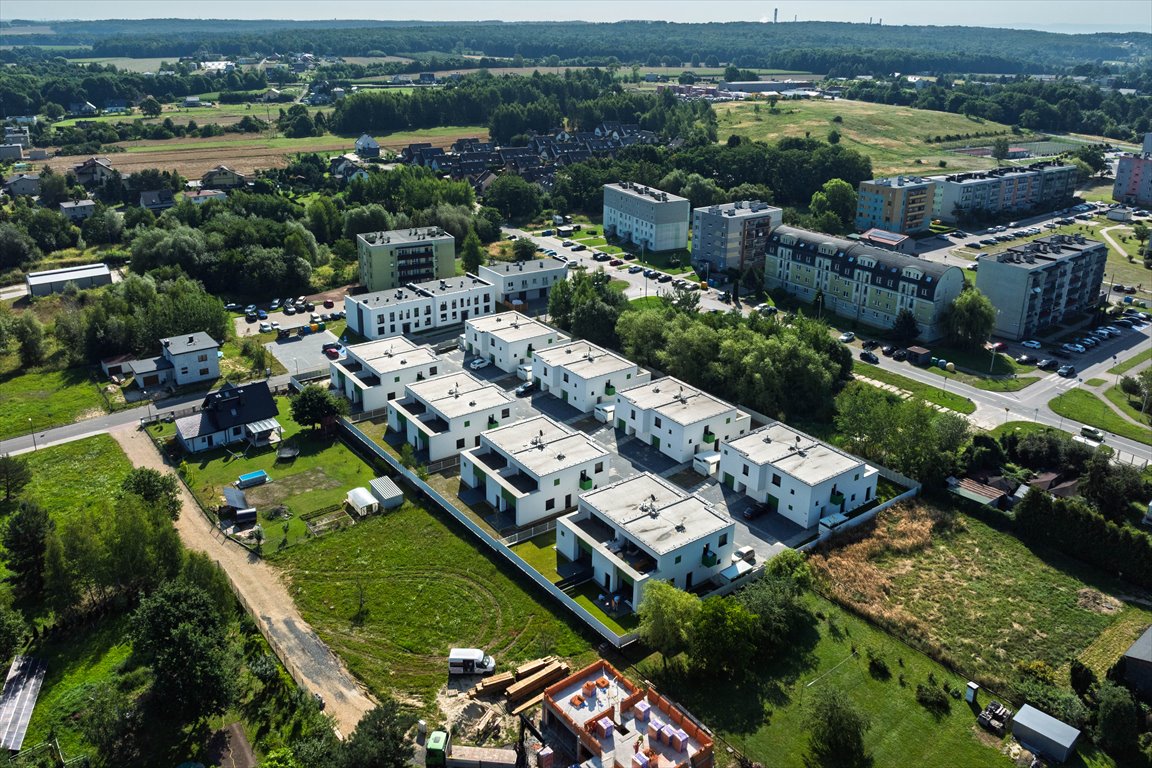 Zapraszam do obejrzenia nowoczesnego 3-pokojowego mieszkania z dużym tarasem i ogrodem Ornontowice, Brzozowa  77m2 Foto 1