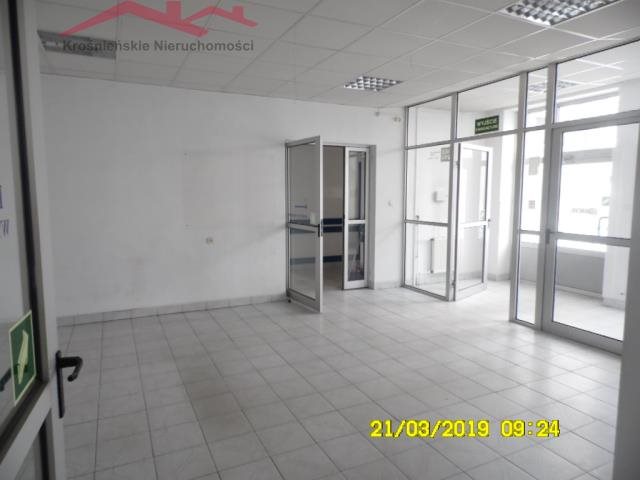 Lokal użytkowy 370m² z parkingiem, idealny na usługi Krosno  370m2 Foto 1