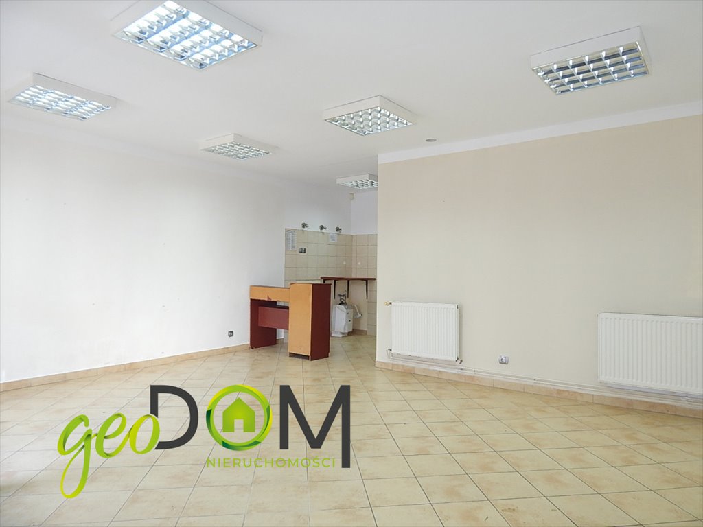 Lokal użytkowy 50 m2 w centrum Chełma z witryną Chełm, Pijarska  50m2 Foto 1