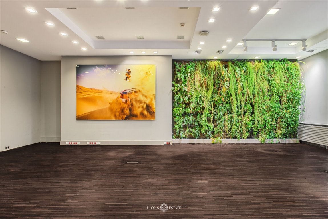 Polecam nowoczesny budynek biurowy 908 m² z garażem w Mokotowie Warszawa, Mokotów Służew, Aleja Wyścigowa  908m2 Foto 1