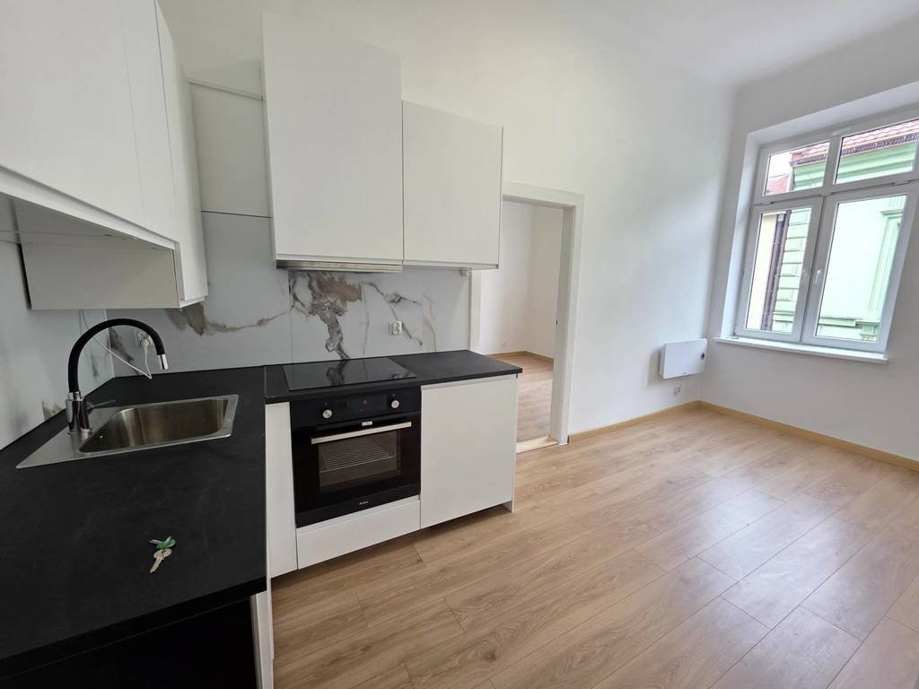 Wyjątkowe 37m² z widokiem na Skawinę – gotowe do zamieszkania Skawina, Żwirki i Wigury  37m2 Foto 1