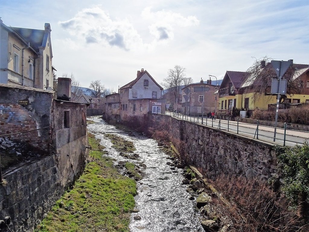 Mieszkanie dwupokojowe na sprzedaż Kowary, Jeleniogórska  77m2 Foto 6