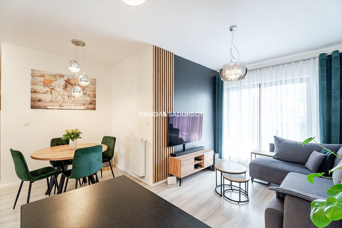 Nowoczesne 3-pokojowe mieszkanie 66 m² z balkonem i garażem Kraków, Podgórze, Szafrana  66m2 Foto 1