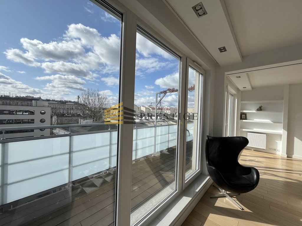 Nowoczesne 2-pokojowe mieszkanie w centrum Warszawy Warszawa, Śródmieście, Wspólna  49m2 Foto 1