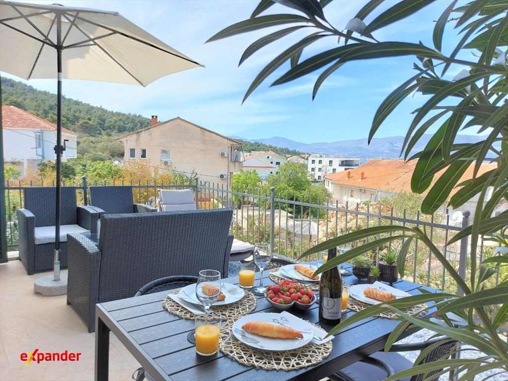 Zapraszam do apartamentu z widokiem na Trogir i Kasztele Slatine, Arbanija, Put Dionica 20  70m2 Foto 1