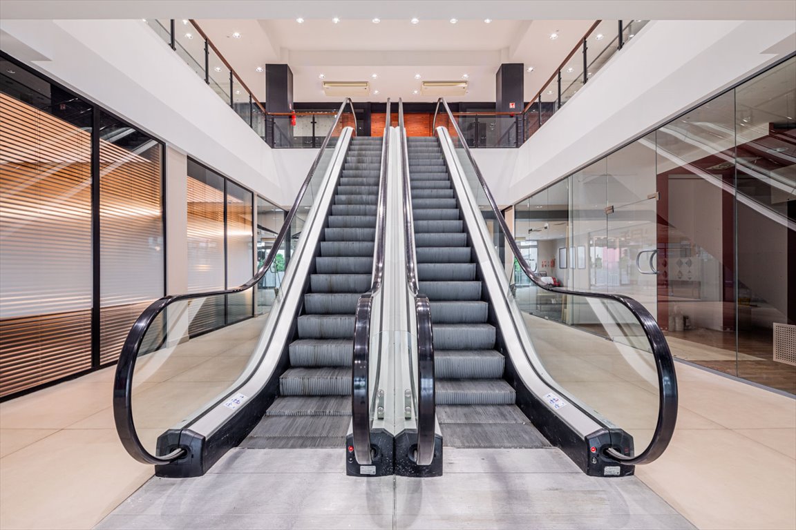 Lokal użytkowy w centrum Zielonej Góry z parkingiem Zielona Góra, Bohaterów Westerplatte 24  36m2 Foto 1