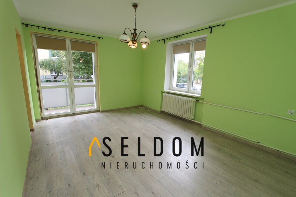 Mieszkanie dwupokojowe na sprzedaż Konin  37m2 Foto 1