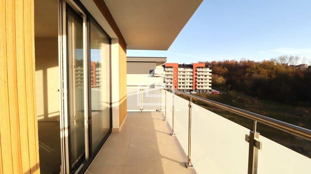 Mieszkanie dwupokojowe na sprzedaż Bochnia, Brzeźnicka  45m2 Foto 1