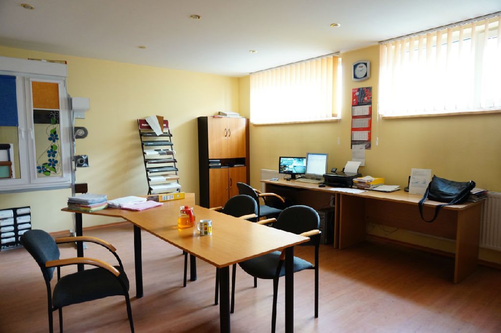 Lokal użytkowy na sprzedaż Opole, Zakrzów, - 700m2 Foto 1 Lokal użytkowy na sprzedaż Opole, Zakrzów, - 700m2 Foto 1