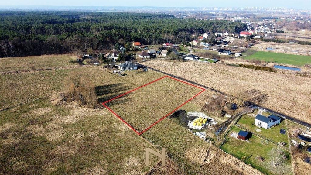 Sprzedam działkę 4200 m² w Łagodzinie z mediami i zabudową Łagodzin  4 200m2 Foto 1
