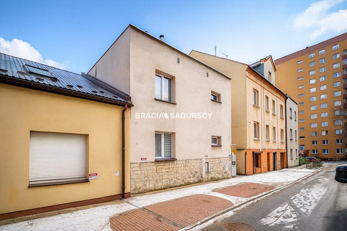 Do sprzedania inwestycyjny dom z 5 kawalerkami i lokalami usługowymi Kraków, Łagiewniki-Borek Fałęcki, Łagiewniki, Oraczy  160m2 Foto 1
