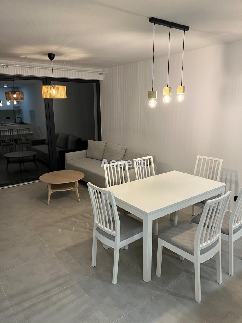 Mieszkanie trzypokojowe na sprzedaż Tarnowskie Góry  70m2 Foto 1