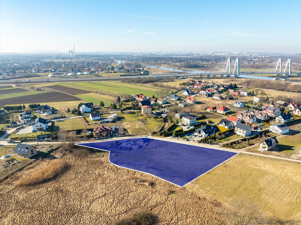Polecam dużą działkę 4714 m² z mediami, szybki dojazd Kraków, Traczy  4 714m2 Foto 1