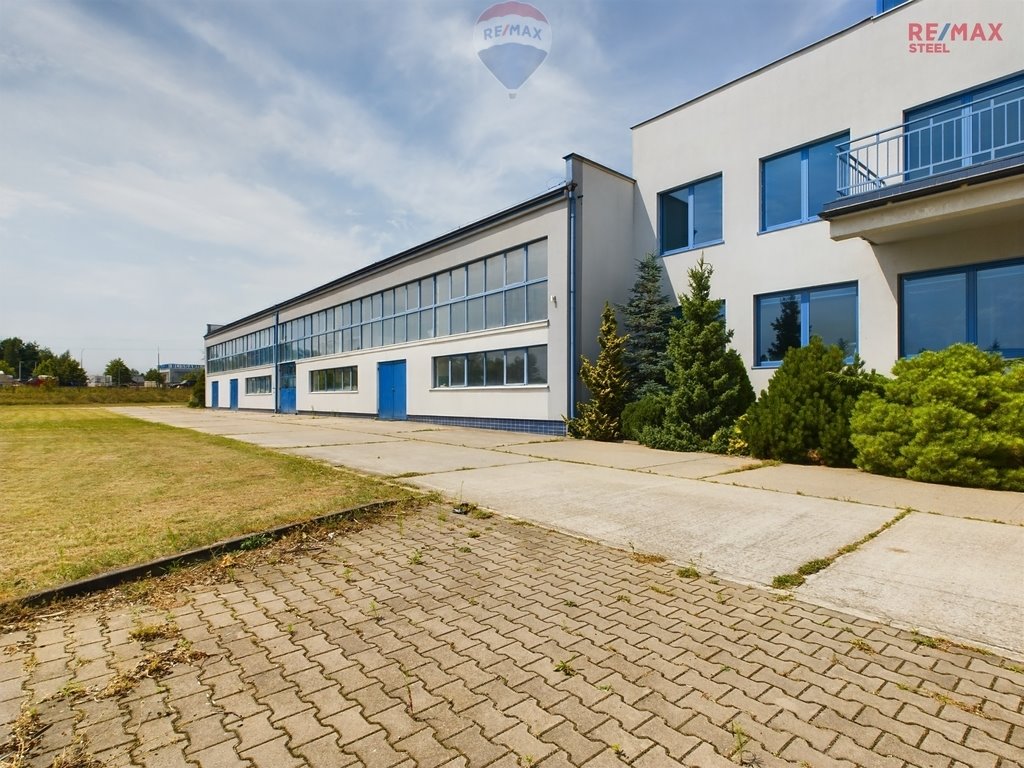 Magazyn na sprzedaż Radom, Witolda Gombrowicza  2 450m2 Foto 2