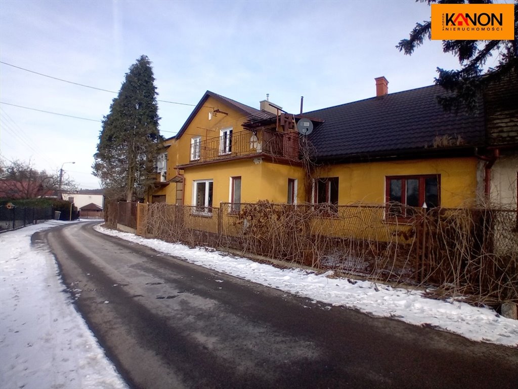 Przestronny dom do remontu z garażem i 5 pokojami Świętoszówka  180m2 Foto 1