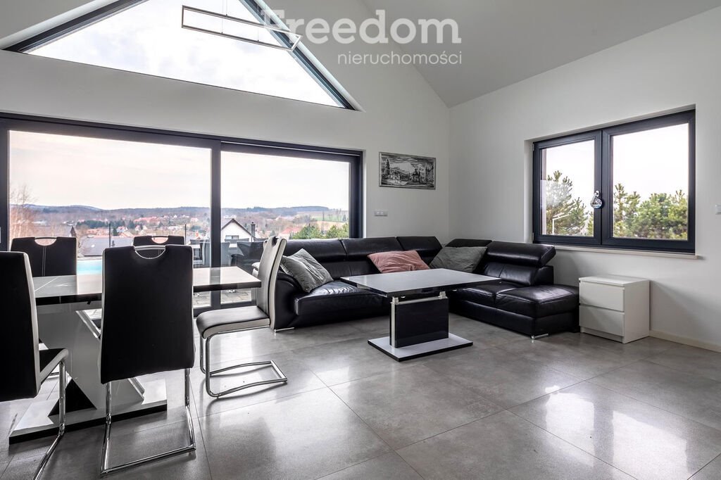 Dom na sprzedaż Olszyna, Źródlana  204m2 Foto 1