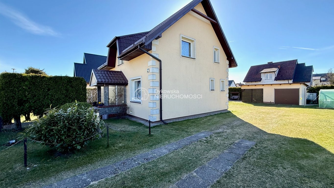 Zapraszam do obejrzenia domu 87 m² z ogrodem i garażem w Rozłazinie Rozłazino, Osiedlowa  121m2 Foto 1