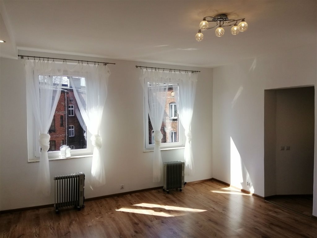 Mieszkanie dwupokojowe na sprzedaż Chorzów, Stary Chorzów 43m2 Foto 1 Mieszkanie dwupokojowe na sprzedaż Chorzów, Stary Chorzów 43m2 Foto 1