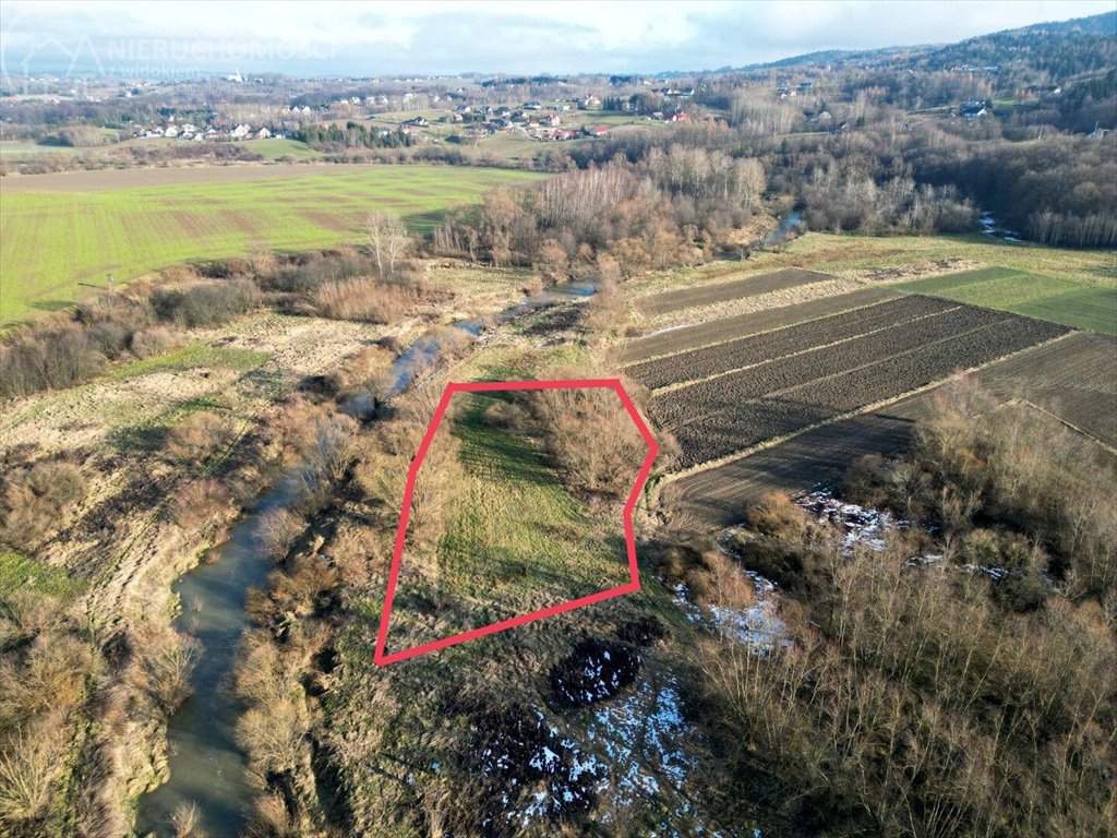 Urokliwa działka 29 arów nad rzeką Biała – idealna na relaks Lubaszowa  2 900m2 Foto 1