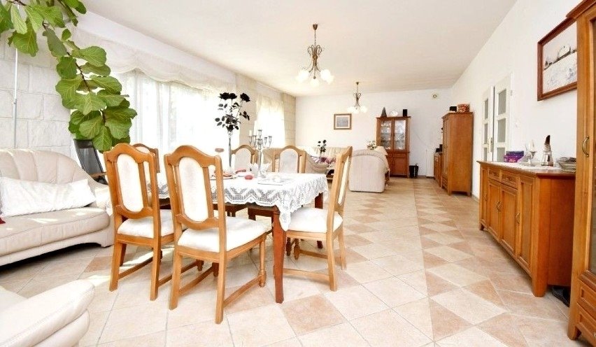 Przestronny dom z garażem i lokalem usługowym w Puławach Puławy, Tadeusza Kościuszki  320m2 Foto 1