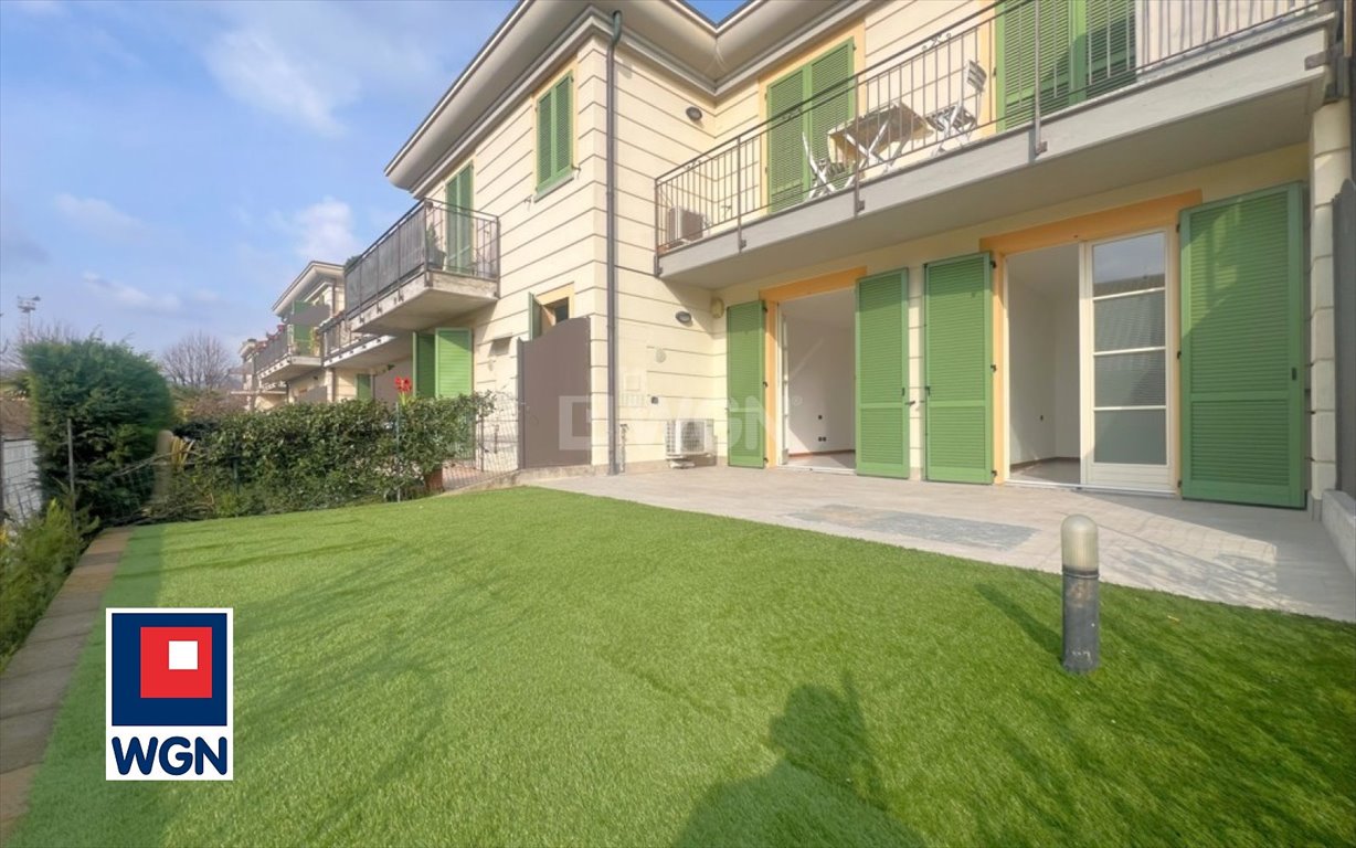 Sprzedam przestronne mieszkanie 122 m² z ogrodem w Sarnico Włochy, Sarnico  122m2 Foto 1