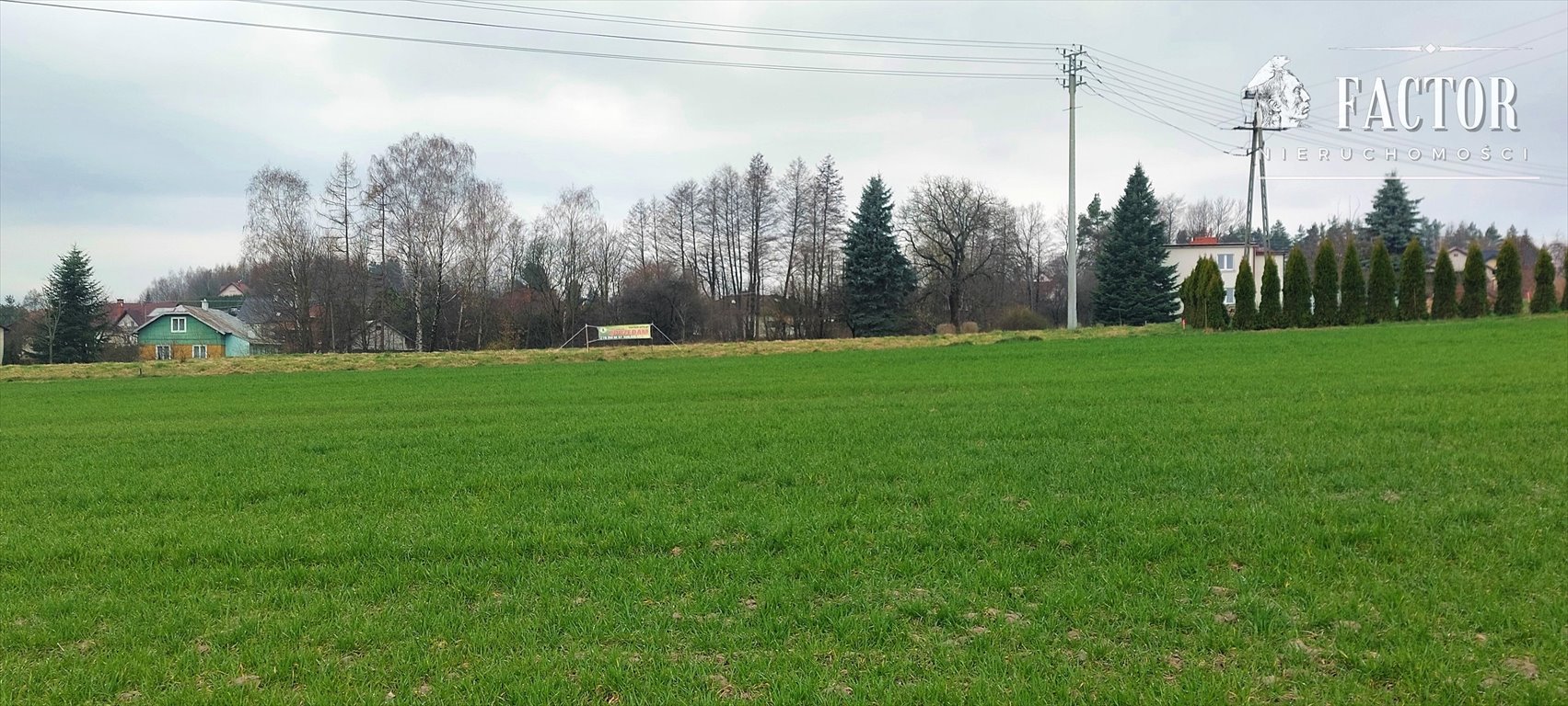 Działka budowlana w Gorlicach z mediami, 10 arów, do wydzielenia Gorlice  1 000m2 Foto 1