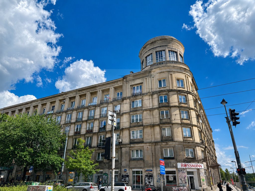 Lokal usługowy 83 m2 w zabytkowej kamienicy z windą Warszawa, Śródmieście  83m2 Foto 1