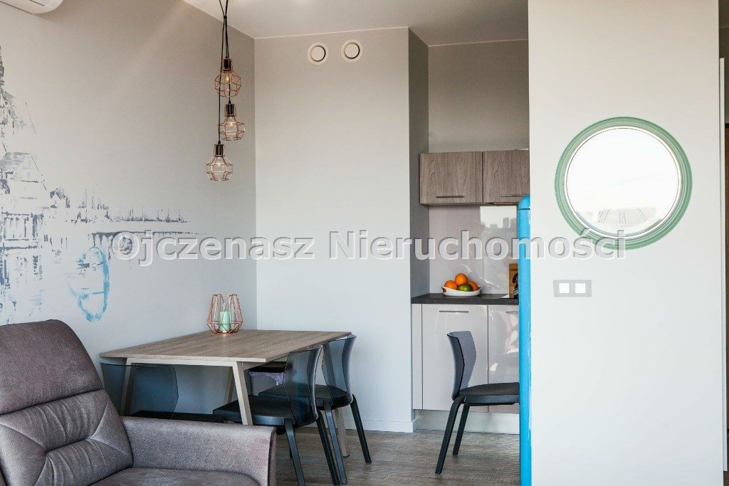 Mieszkanie dwupokojowe na sprzedaż Bydgoszcz, Centrum  43m2 Foto 7