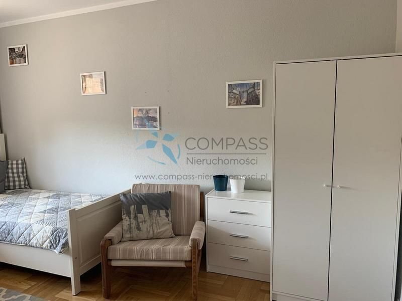 Nowoczesny pokój 10 m2 w odnowionym mieszkaniu z kuchnią i łazienką Poznań, Nowe Miasto, Żegrze, Os. Stare Żegrze  10m2 Foto 1