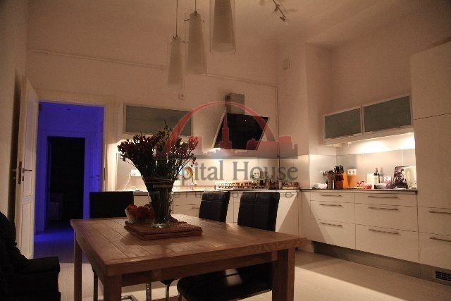 Na wynajem luksusowe 86 m² w centrum Warszawy z designerską łazienką Warszawa, Śródmieście, Bracka  86m2 Foto 1