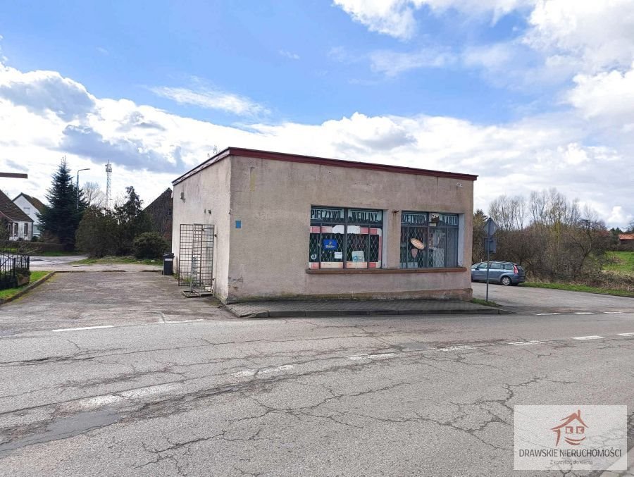 Budynek z działką przy głównej drodze w Ostrowicach, 82 m2 Ostrowice, Ostrowice  82m2 Foto 1