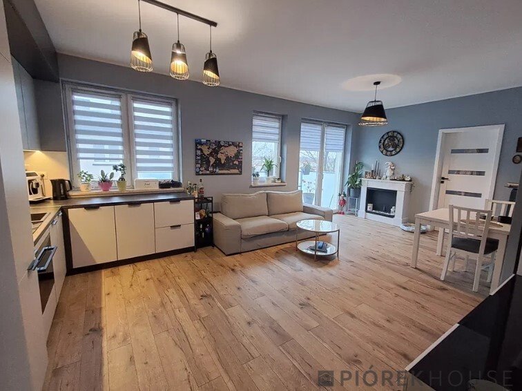 Nowoczesne 3-pokojowe mieszkanie z balkonem, garażem i blisko natury Warszawa, Wesoła, Szklarniowa  55m2 Foto 1