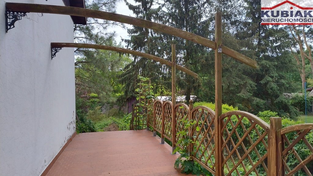 Dom z potencjałem na dużej działce w cichej okolicy Brwinów  258m2 Foto 1