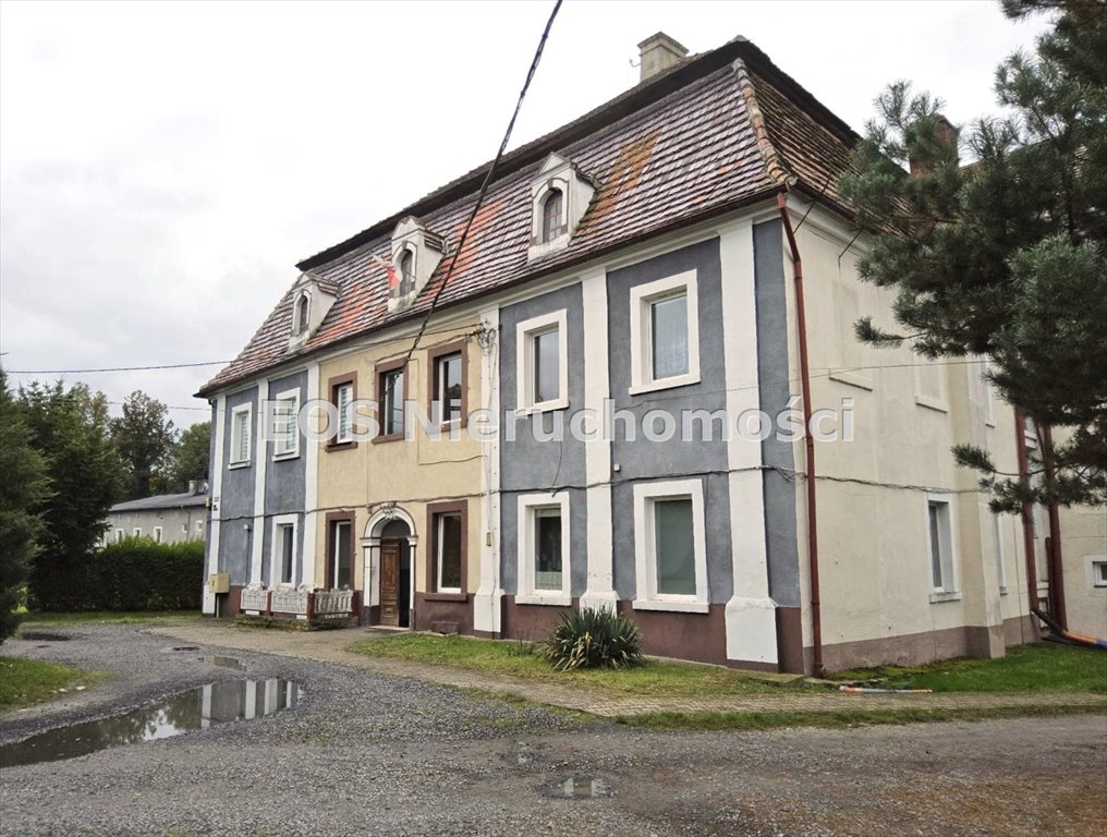 Urokliwe mieszkanie z historią, 3 pokoje, licytacja Iwiny  72m2 Foto 1