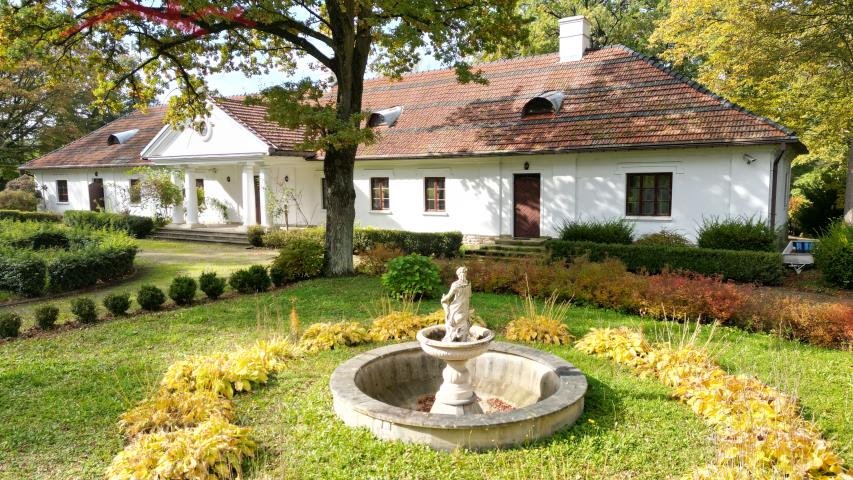 Zabytkowy dwór w Krościenku Wyżnym z 602 m², park i stawy Krosno  603m2 Foto 1