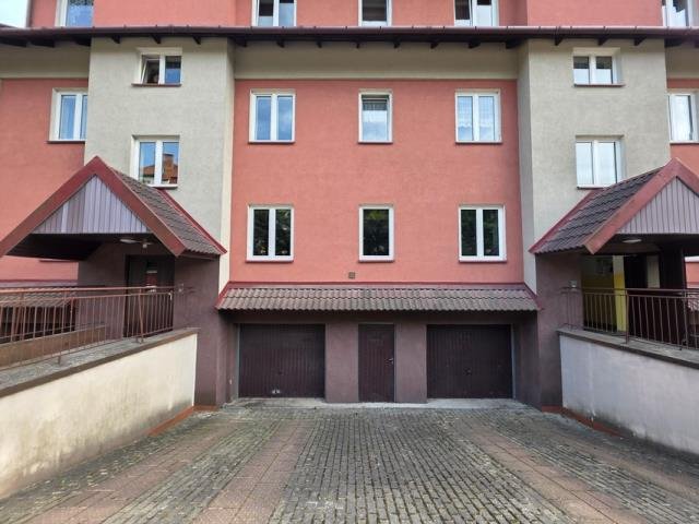 Zapraszam garaże z pomieszczeniem gospodarczym 43 m² w Giżycku Giżycko, I Dywizji im. T. Kościuszki  43m2 Foto 1