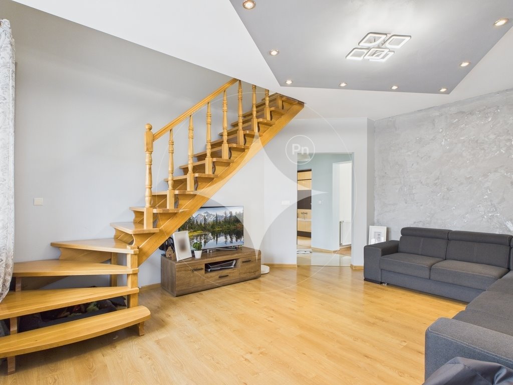 Bezczynszowe 103 m² z ogródkiem i garażem w Kobyłce Kobyłka, Macieja Rataja  103m2 Foto 1