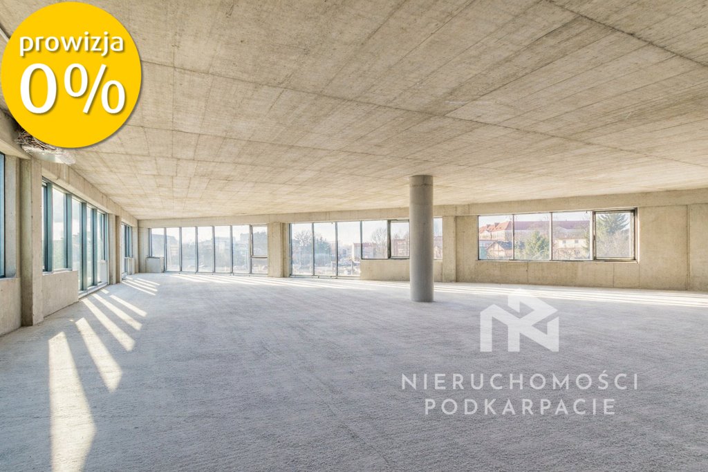 Nowoczesny lokal 322 m² w Olszynki Park z widokiem na Wisłok Rzeszów, Fryderyka Szopena  322m2 Foto 1