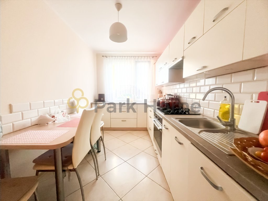 Mieszkanie czteropokojowe  na sprzedaż Czerwieńsk  79m2 Foto 1