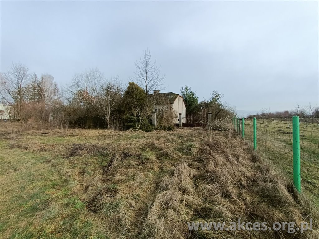 Działka budowlana z zabytkowym siedliskiem, media, 2518 m² Bąkówka  2 518m2 Foto 1